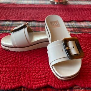 DV by Dolce Vita Women's Cream Slide Sandals with Brown Buckle